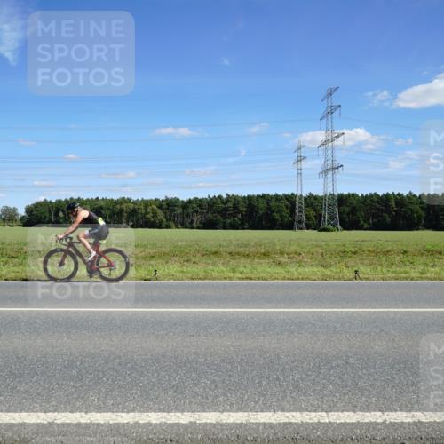 07.09.2025 - 19. Norderstedt Triathlon Michael Burmester http://msf.ph/oto/8839364 07.09.2025 14:21:43 Radfahren 417, 999, 1003 meine-sportfotos.de