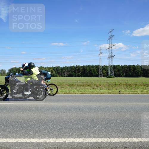 07.09.2025 - 19. Norderstedt Triathlon Michael Burmester http://msf.ph/oto/8839377 07.09.2025 14:21:46 Radfahren 872 meine-sportfotos.de