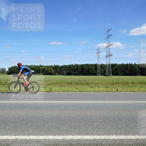 07.09.2025 - 19. Norderstedt Triathlon Michael Burmester http://msf.ph/oto/8839394 07.09.2025 14:21:49 Radfahren 872 meine-sportfotos.de