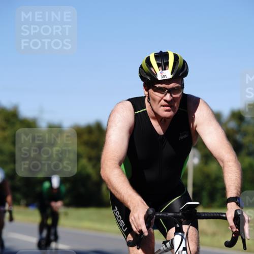 07.09.2025 - 19. Norderstedt Triathlon Michael Burmester http://msf.ph/oto/8839399 07.09.2025 14:41:58 Radfahren 391, 427, 463, 464, 917, 1424, 1483, 1488 meine-sportfotos.de