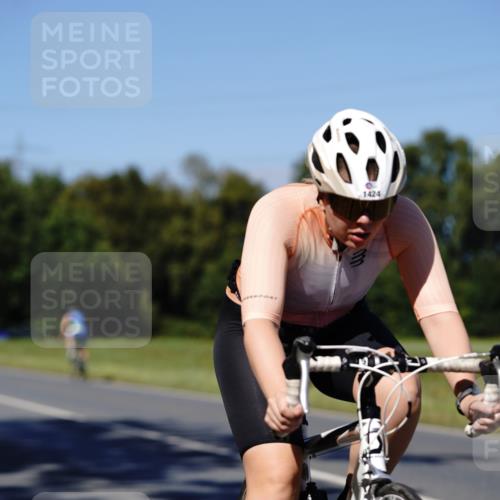 07.09.2025 - 19. Norderstedt Triathlon Michael Burmester http://msf.ph/oto/8839408 07.09.2025 14:42:02 Radfahren 427, 463, 1424, 1488 meine-sportfotos.de