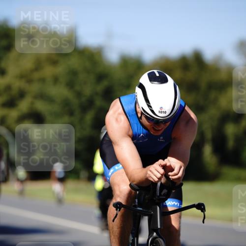 07.09.2025 - 19. Norderstedt Triathlon Michael Burmester http://msf.ph/oto/8839434 07.09.2025 14:42:32 Radfahren 984, 1010 meine-sportfotos.de