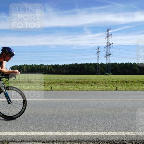 07.09.2025 - 19. Norderstedt Triathlon Michael Burmester http://msf.ph/oto/8839451 07.09.2025 12:13:25 Radfahren 216, 850 meine-sportfotos.de