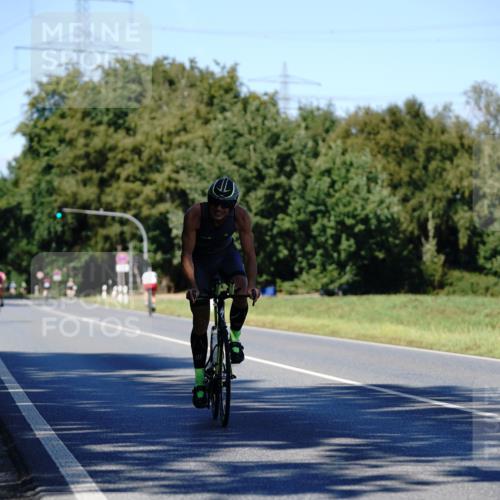 07.09.2025 - 19. Norderstedt Triathlon Michael Burmester http://msf.ph/oto/8839476 07.09.2025 14:42:55 Radfahren 1408, 1457, 1502 meine-sportfotos.de