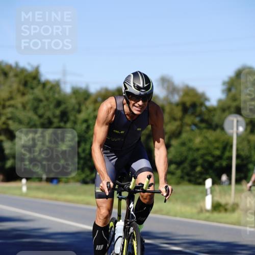 07.09.2025 - 19. Norderstedt Triathlon Michael Burmester http://msf.ph/oto/8839479 07.09.2025 14:42:56 Radfahren 1457, 1502 meine-sportfotos.de