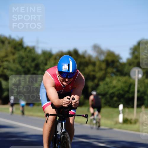 07.09.2025 - 19. Norderstedt Triathlon Michael Burmester http://msf.ph/oto/8839487 07.09.2025 14:43:02 Radfahren 1022 meine-sportfotos.de