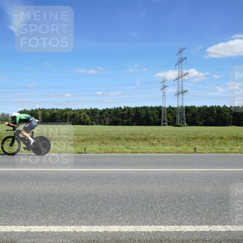 07.09.2025 - 19. Norderstedt Triathlon Michael Burmester http://msf.ph/oto/8839488 07.09.2025 14:22:27 Radfahren 980 meine-sportfotos.de