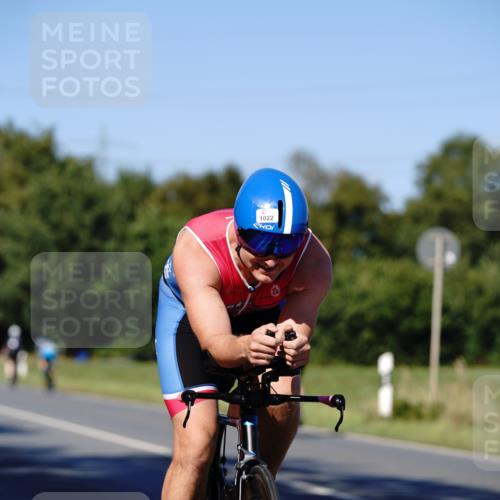 07.09.2025 - 19. Norderstedt Triathlon Michael Burmester http://msf.ph/oto/8839489 07.09.2025 14:43:02 Radfahren 1022 meine-sportfotos.de