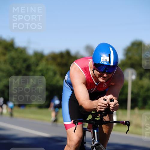 07.09.2025 - 19. Norderstedt Triathlon Michael Burmester http://msf.ph/oto/8839490 07.09.2025 14:43:02 Radfahren 1022 meine-sportfotos.de