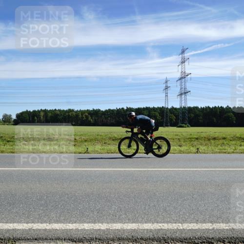07.09.2025 - 19. Norderstedt Triathlon Michael Burmester http://msf.ph/oto/8839491 07.09.2025 12:13:47 Radfahren 1231 meine-sportfotos.de