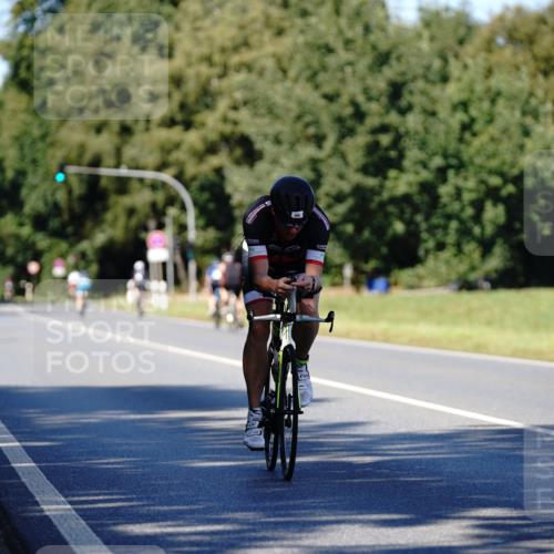 07.09.2025 - 19. Norderstedt Triathlon Michael Burmester http://msf.ph/oto/8839492 07.09.2025 14:43:08 Radfahren 986 meine-sportfotos.de