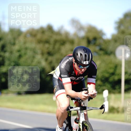 07.09.2025 - 19. Norderstedt Triathlon Michael Burmester http://msf.ph/oto/8839496 07.09.2025 14:43:09 Radfahren 986 meine-sportfotos.de