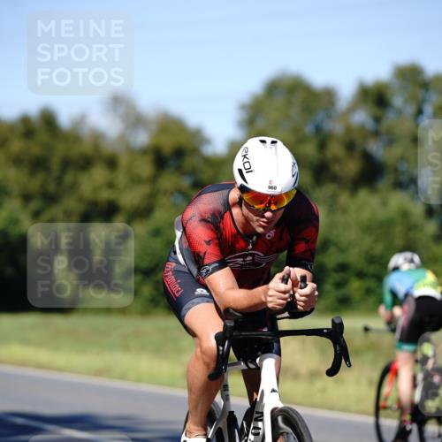 07.09.2025 - 19. Norderstedt Triathlon Michael Burmester http://msf.ph/oto/8839532 07.09.2025 14:43:24 Radfahren 960, 995 meine-sportfotos.de