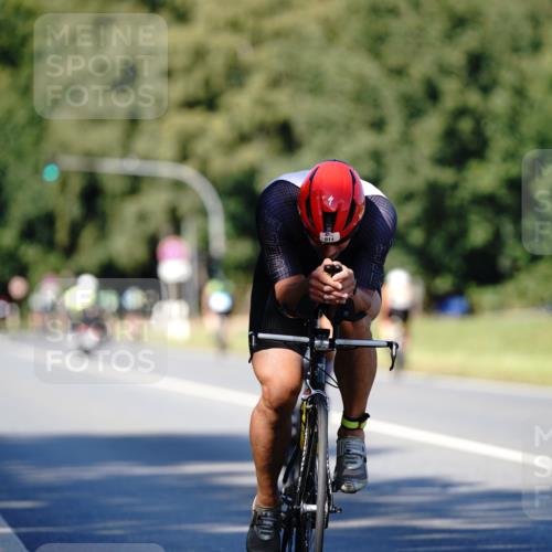 07.09.2025 - 19. Norderstedt Triathlon Michael Burmester http://msf.ph/oto/8839536 07.09.2025 14:43:33 Radfahren 911, 1503 meine-sportfotos.de