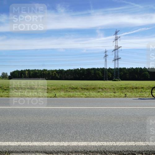 07.09.2025 - 19. Norderstedt Triathlon Michael Burmester http://msf.ph/oto/8839549 07.09.2025 12:14:11 Radfahren 695 meine-sportfotos.de