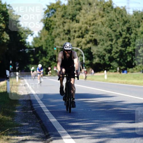 07.09.2025 - 19. Norderstedt Triathlon Michael Burmester http://msf.ph/oto/8839557 07.09.2025 14:43:59 Radfahren 395, 1005 meine-sportfotos.de