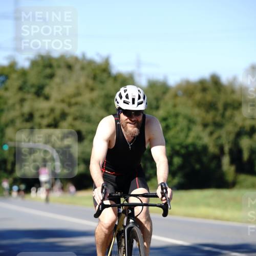 07.09.2025 - 19. Norderstedt Triathlon Michael Burmester http://msf.ph/oto/8839562 07.09.2025 14:44:00 Radfahren 395, 1005 meine-sportfotos.de