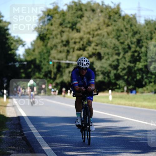07.09.2025 - 19. Norderstedt Triathlon Michael Burmester http://msf.ph/oto/8839566 07.09.2025 14:44:03 Radfahren 395, 1447 meine-sportfotos.de