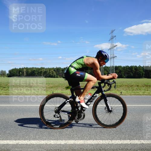 07.09.2025 - 19. Norderstedt Triathlon Michael Burmester http://msf.ph/oto/8839574 07.09.2025 14:22:53 Radfahren 369, 997 meine-sportfotos.de