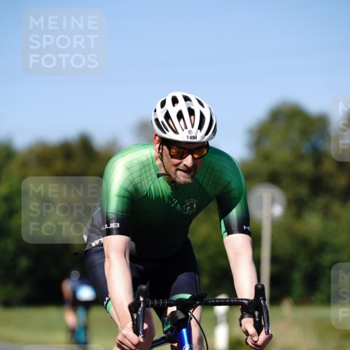07.09.2025 - 19. Norderstedt Triathlon Michael Burmester http://msf.ph/oto/8839577 07.09.2025 14:44:10 Radfahren 1494 meine-sportfotos.de