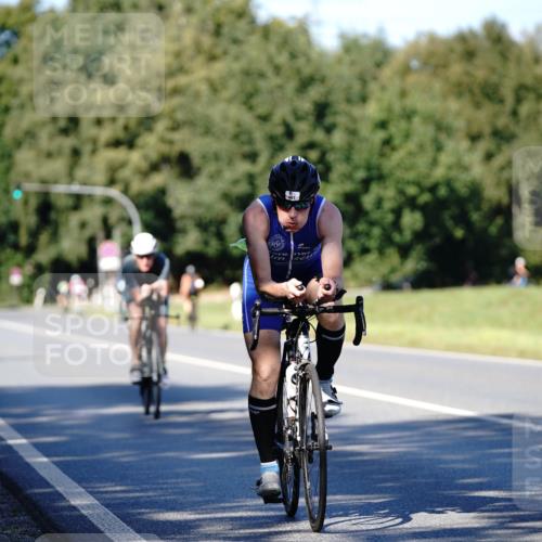 07.09.2025 - 19. Norderstedt Triathlon Michael Burmester http://msf.ph/oto/8839580 07.09.2025 14:44:17 Radfahren 967, 1508 meine-sportfotos.de