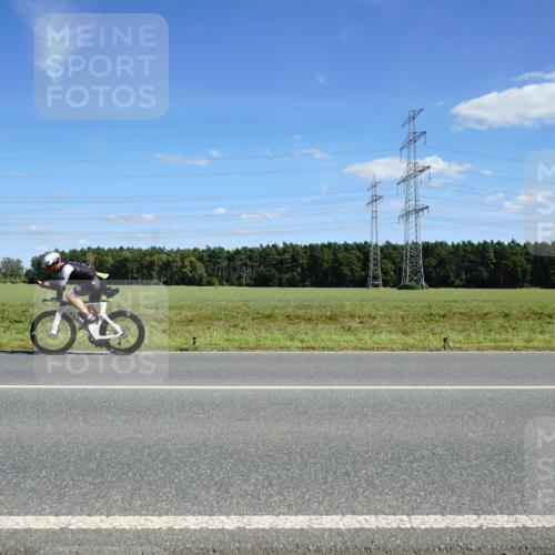 07.09.2025 - 19. Norderstedt Triathlon Michael Burmester http://msf.ph/oto/8839600 07.09.2025 14:22:57 Radfahren 968 meine-sportfotos.de