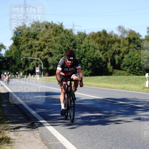 07.09.2025 - 19. Norderstedt Triathlon Michael Burmester http://msf.ph/oto/8839615 07.09.2025 14:44:42 Radfahren 987, 1509 meine-sportfotos.de