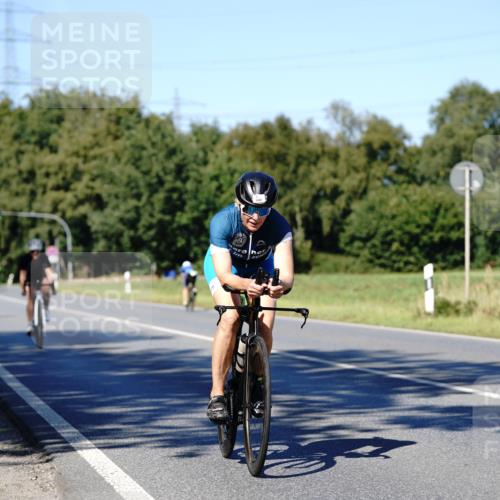 07.09.2025 - 19. Norderstedt Triathlon Michael Burmester http://msf.ph/oto/8839625 07.09.2025 14:44:49 Radfahren 442, 887 meine-sportfotos.de
