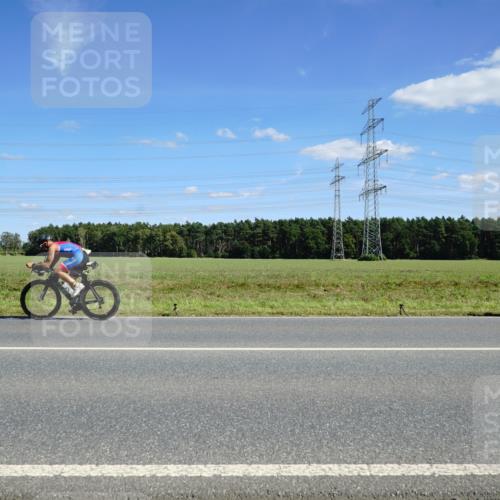 07.09.2025 - 19. Norderstedt Triathlon Michael Burmester http://msf.ph/oto/8839635 07.09.2025 14:23:26 Radfahren  meine-sportfotos.de