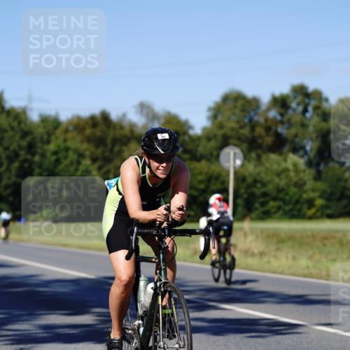 07.09.2025 - 19. Norderstedt Triathlon Michael Burmester http://msf.ph/oto/8839644 07.09.2025 14:44:56 Radfahren 387, 438, 479 meine-sportfotos.de