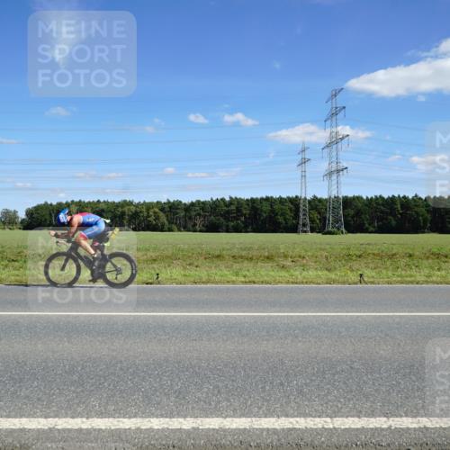 07.09.2025 - 19. Norderstedt Triathlon Michael Burmester http://msf.ph/oto/8839672 07.09.2025 14:23:38 Radfahren 1502 meine-sportfotos.de