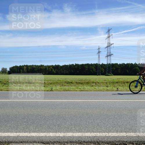 07.09.2025 - 19. Norderstedt Triathlon Michael Burmester http://msf.ph/oto/8839688 07.09.2025 12:15:11 Radfahren 192, 258 meine-sportfotos.de