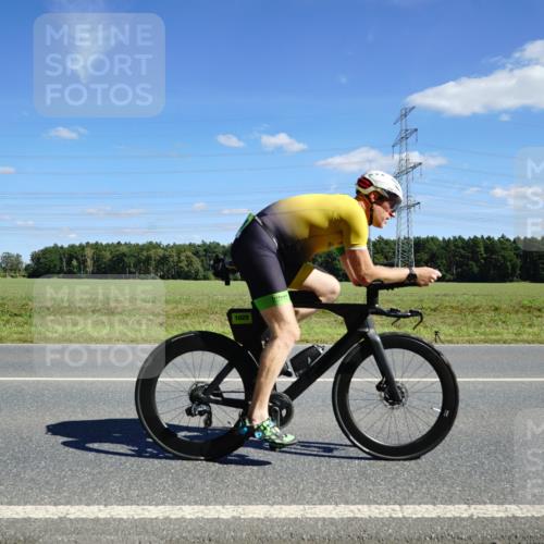 07.09.2025 - 19. Norderstedt Triathlon Michael Burmester http://msf.ph/oto/8839697 07.09.2025 14:23:55 Radfahren 1029 meine-sportfotos.de