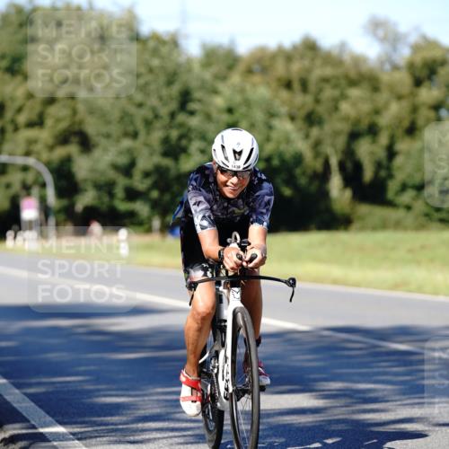 07.09.2025 - 19. Norderstedt Triathlon Michael Burmester http://msf.ph/oto/8839724 07.09.2025 14:46:18 Radfahren 1439 meine-sportfotos.de