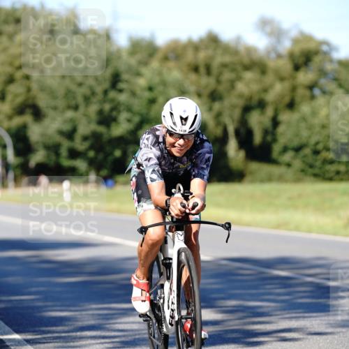 07.09.2025 - 19. Norderstedt Triathlon Michael Burmester http://msf.ph/oto/8839726 07.09.2025 14:46:18 Radfahren 1439 meine-sportfotos.de