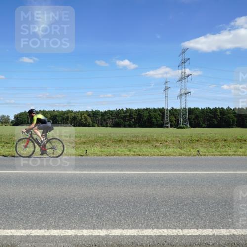 07.09.2025 - 19. Norderstedt Triathlon Michael Burmester http://msf.ph/oto/8839731 07.09.2025 14:24:06 Radfahren 410, 965, 970, 996, 1431, 1505 meine-sportfotos.de