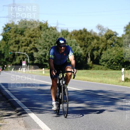 07.09.2025 - 19. Norderstedt Triathlon Michael Burmester http://msf.ph/oto/8839732 07.09.2025 14:46:30 Radfahren 382 meine-sportfotos.de
