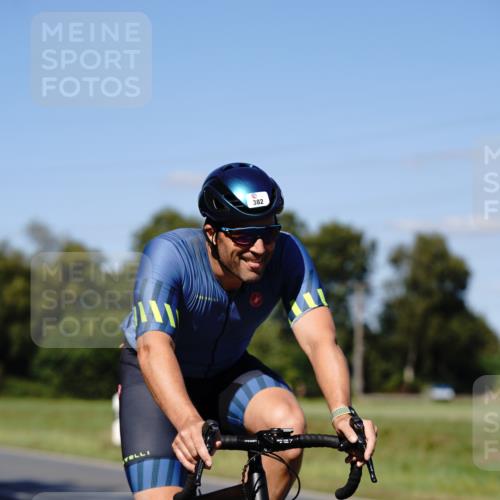 07.09.2025 - 19. Norderstedt Triathlon Michael Burmester http://msf.ph/oto/8839736 07.09.2025 14:46:30 Radfahren 382 meine-sportfotos.de