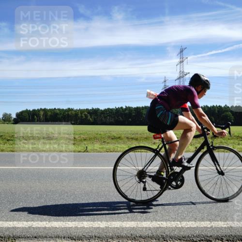 07.09.2025 - 19. Norderstedt Triathlon Michael Burmester http://msf.ph/oto/8839740 07.09.2025 12:15:30 Radfahren 146, 210, 728, 776, 791, 1237, 1364 meine-sportfotos.de