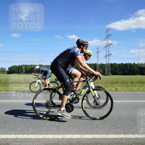 07.09.2025 - 19. Norderstedt Triathlon Michael Burmester http://msf.ph/oto/8839757 07.09.2025 14:24:09 Radfahren 410, 965, 970, 996, 1018, 1505 meine-sportfotos.de