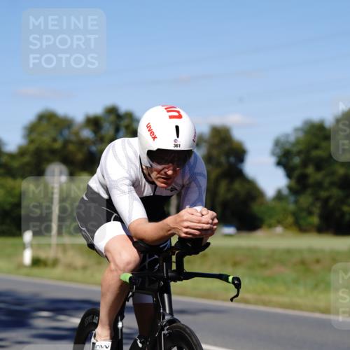 07.09.2025 - 19. Norderstedt Triathlon Michael Burmester http://msf.ph/oto/8839763 07.09.2025 14:47:16 Radfahren 361 meine-sportfotos.de