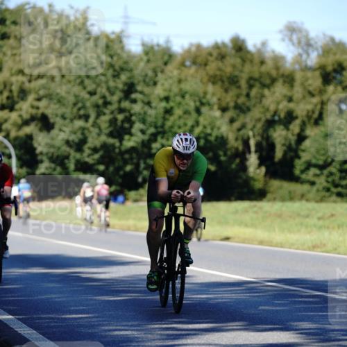 07.09.2025 - 19. Norderstedt Triathlon Michael Burmester http://msf.ph/oto/8839776 07.09.2025 14:47:33 Radfahren 1029, 1497 meine-sportfotos.de