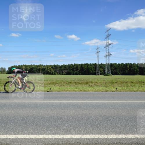 07.09.2025 - 19. Norderstedt Triathlon Michael Burmester http://msf.ph/oto/8839777 07.09.2025 14:24:13 Radfahren 394, 1018 meine-sportfotos.de
