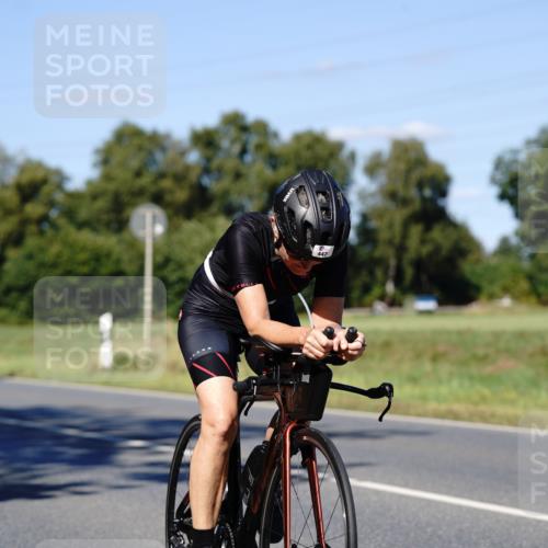 07.09.2025 - 19. Norderstedt Triathlon Michael Burmester http://msf.ph/oto/8839789 07.09.2025 14:47:41 Radfahren 447 meine-sportfotos.de