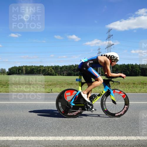 07.09.2025 - 19. Norderstedt Triathlon Michael Burmester http://msf.ph/oto/8839794 07.09.2025 14:24:19 Radfahren 392, 394 meine-sportfotos.de