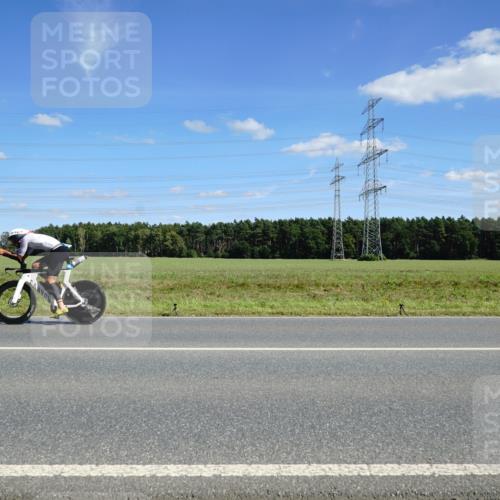 07.09.2025 - 19. Norderstedt Triathlon Michael Burmester http://msf.ph/oto/8839804 07.09.2025 14:24:20 Radfahren 392 meine-sportfotos.de