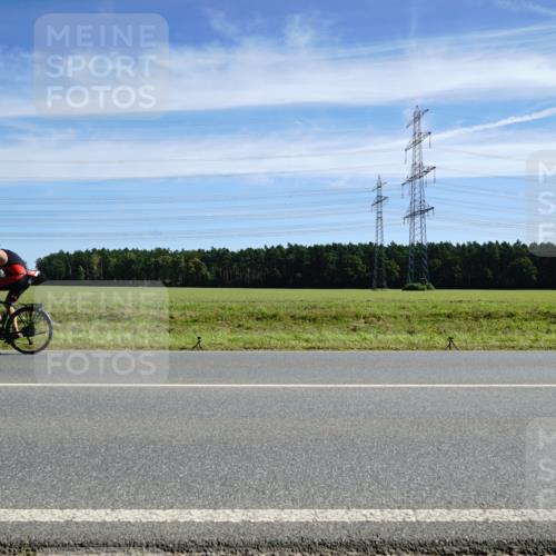 07.09.2025 - 19. Norderstedt Triathlon Michael Burmester http://msf.ph/oto/8839806 07.09.2025 12:16:14 Radfahren 162, 245, 251 meine-sportfotos.de