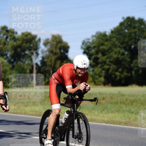 07.09.2025 - 19. Norderstedt Triathlon Michael Burmester http://msf.ph/oto/8839810 07.09.2025 14:48:10 Radfahren 417, 977, 1478 meine-sportfotos.de