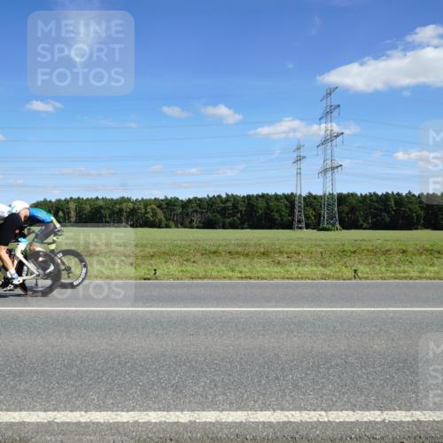 07.09.2025 - 19. Norderstedt Triathlon Michael Burmester http://msf.ph/oto/8839816 07.09.2025 14:24:22 Radfahren 392, 978, 1011 meine-sportfotos.de
