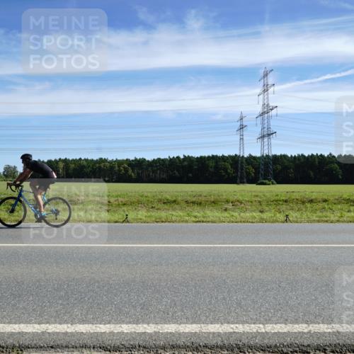 07.09.2025 - 19. Norderstedt Triathlon Michael Burmester http://msf.ph/oto/8839820 07.09.2025 12:16:23 Radfahren 163 meine-sportfotos.de